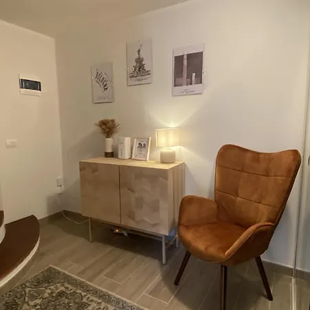 La Casa Sul Canale, By Short Holidays
